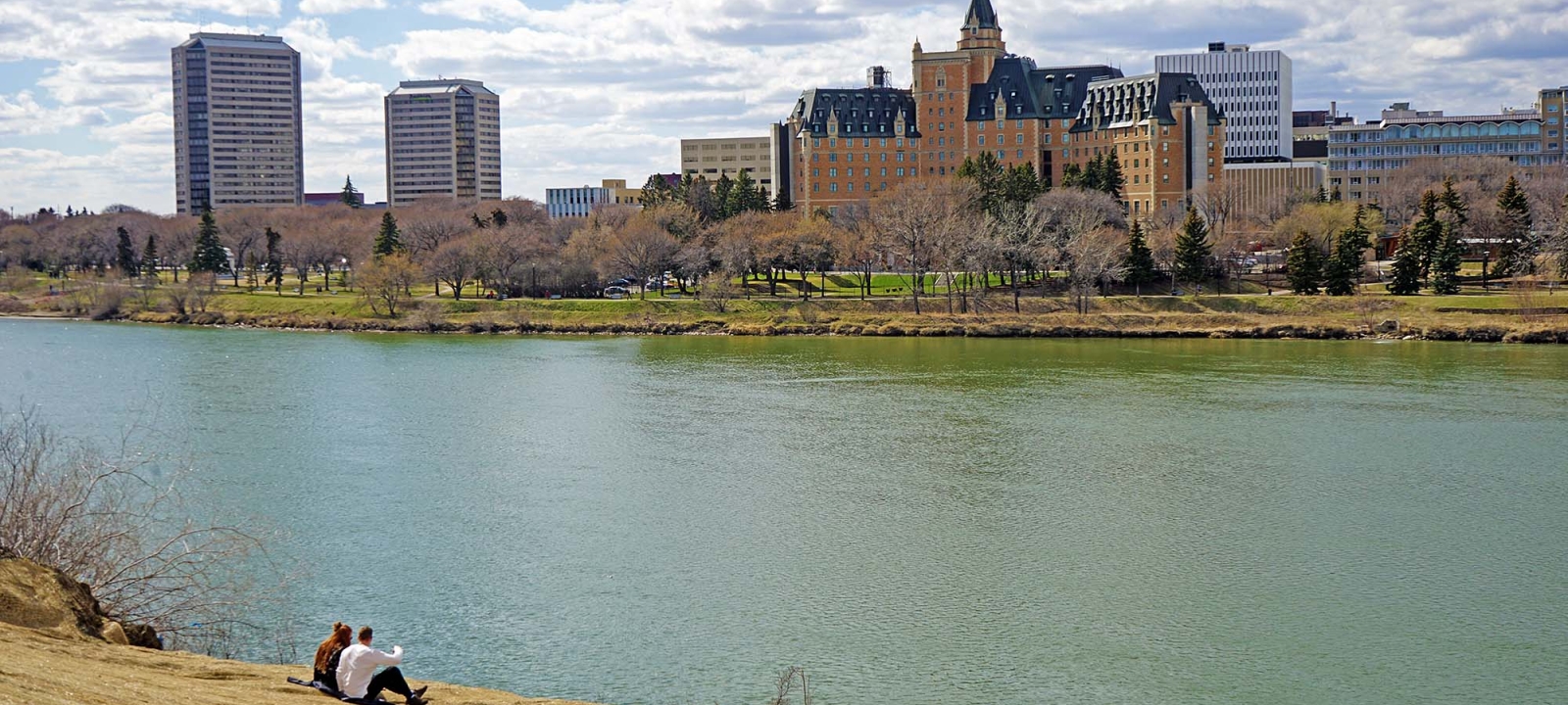 5 Unique Date Night Ideas in Saskatoon