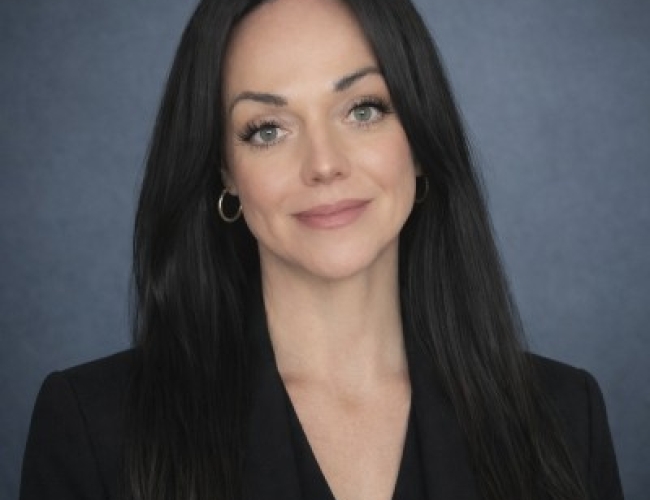 Pamela Hujber Headshot