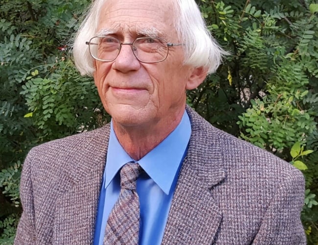 Headshot of Dr.  Alan B.  Anderson