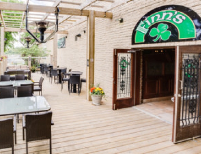 Park Town Hotel – Finn's Irish Pub