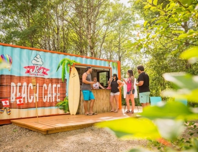 Little Kahuna's Beach Cafe and Tiki Bar – 1