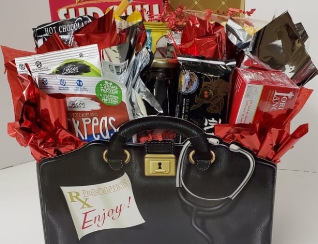 Creative Compliments Gift Baskets and Flowers - 7