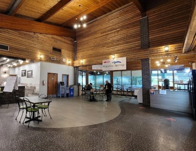 Manitou Springs Resort and Mineral Spa - Lobby
