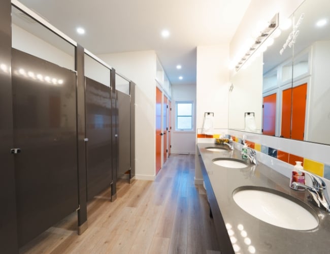 House, The - The House - Restroom 1