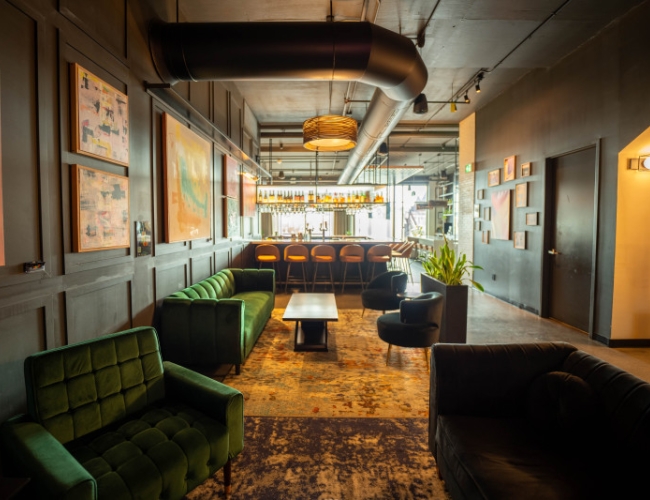 Alt Hotel Saskatoon - Alt Hotel - Bokeh On The Plaza