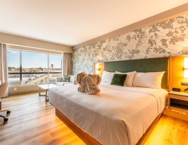 Park Town Hotel - Executive King Room With Hide-a-Bed