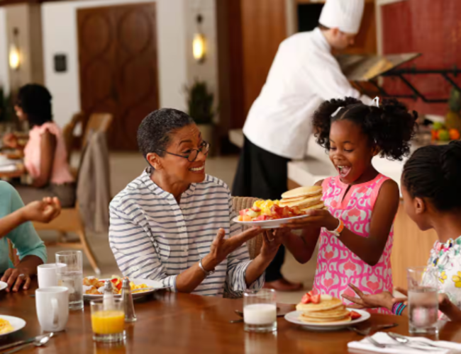 Hilton Garden Inn Saskatoon Downtown - Breakfast