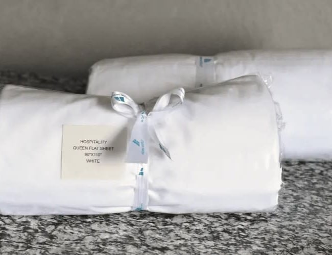 Home Inn & Suites by d3h™ - Saskatoon South - Queen Sheets