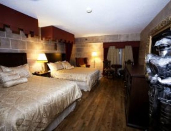 Travelodge Hotel by Wyndham Saskatoon – Saskatchewan's Only Theme Rooms