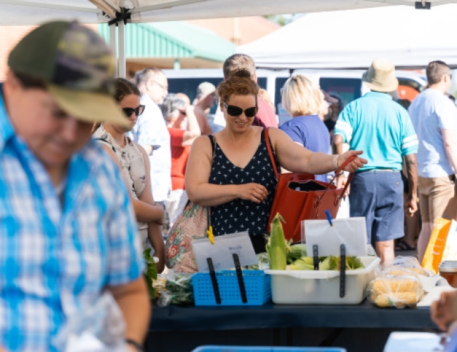 Saskatoon Farmers' Market – Saskatoon Farmers' Market  - Simpkins Market Garden