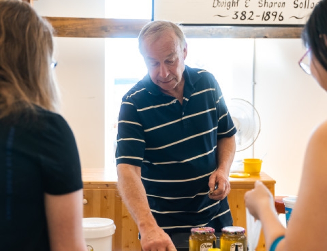 Saskatoon Farmers' Market – Saskatoon Farmers' Market - Sollosy's Honey