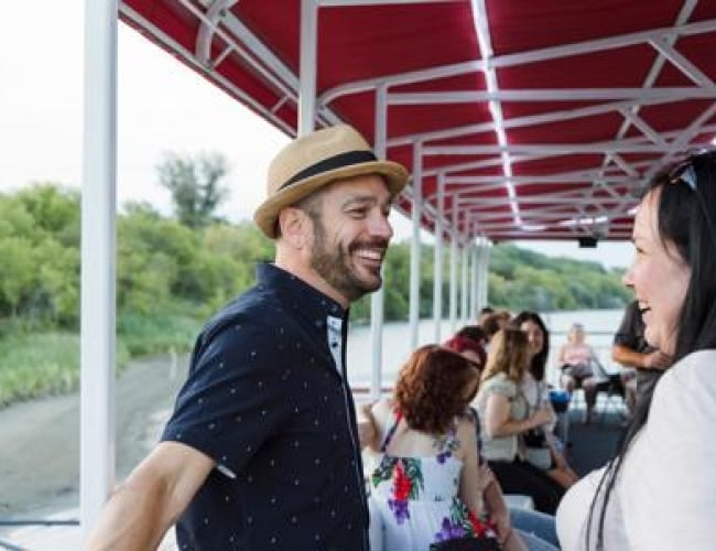Sightseeing Cruise on The Prairie Lily