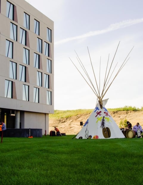 Golf, Casino & Indigenous Experiences at Dakota Dunes Resort