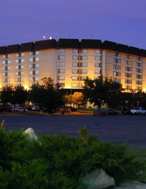 Saskatoon Inn & Conference Centre - Exterior