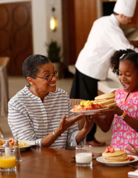 Hilton Garden Inn Saskatoon Downtown - Breakfast