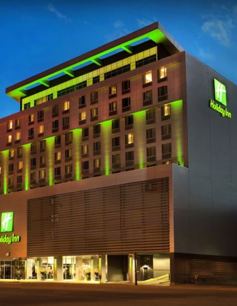 Holiday Inn Saskatoon Downtown – Holiday Inn Saskatoon Downtown Exterior Night Shot  HIGH RES
