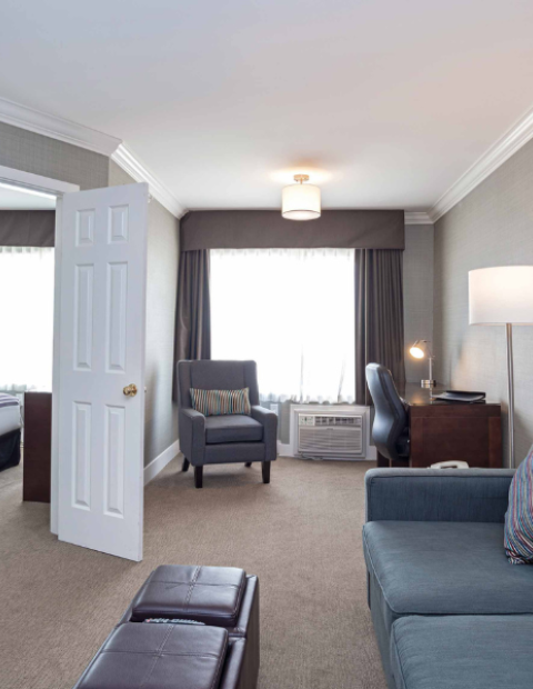 Sandman Saskatoon - Stay & Dine - Sandman Hotel SK