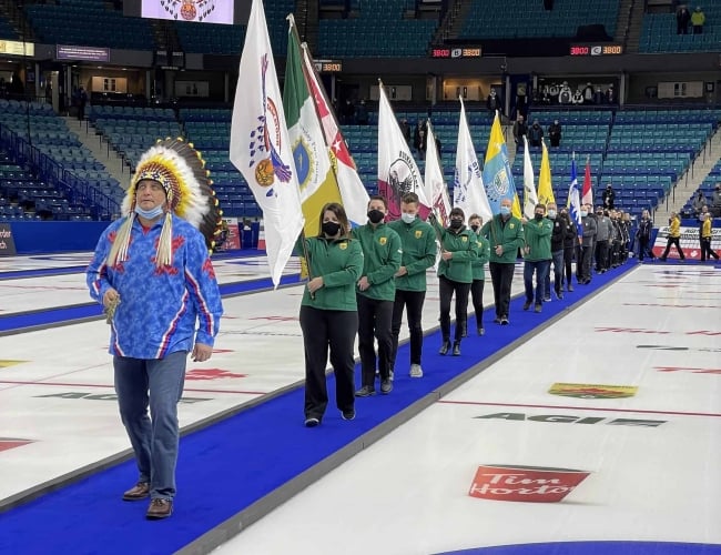 Curling Trails